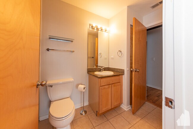 The Archer Bldg unit 203, Chicago, IL 60616 - photo 7