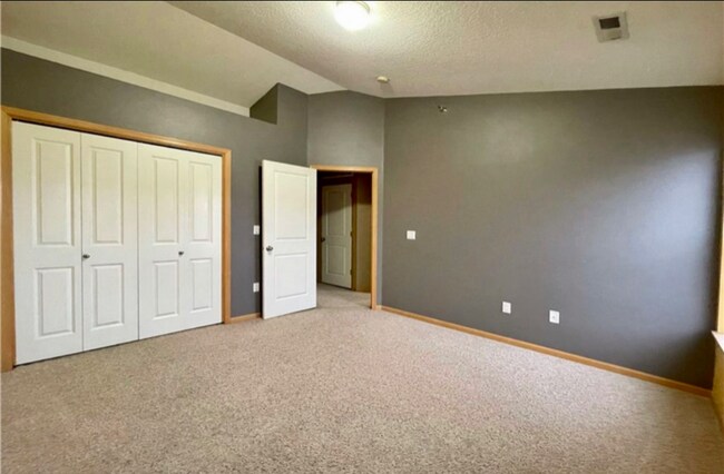 2150 NE 18th St, Grimes, IA 50111 - photo 6