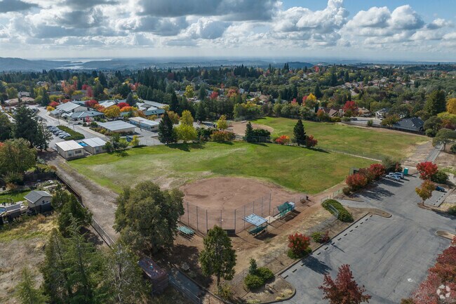 Skyridge Elementary School has an impressively large green space and modern facilities.