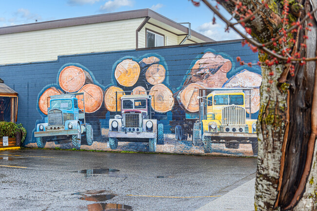 Downtown Snoqualmie is full of historical heritage.