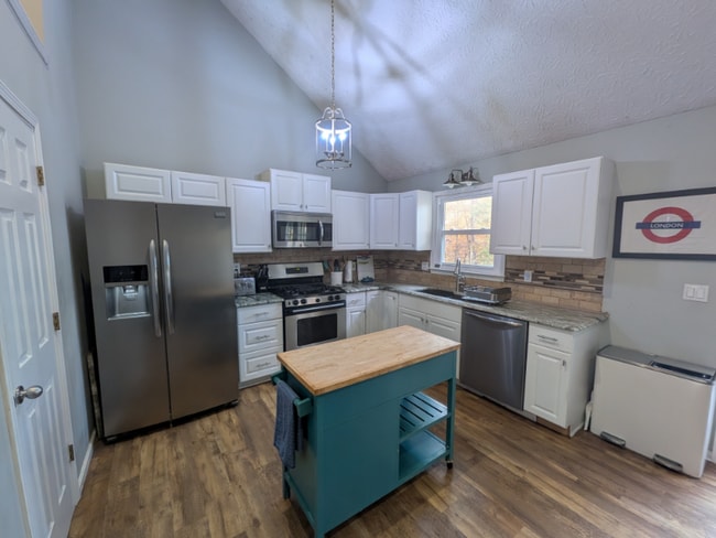 5845 Shadewater Dr, Cumming, GA 30041 - photo 5