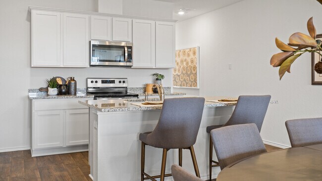 15108 Afleet Alex St unit B, Manor, TX 78653 - photo 6