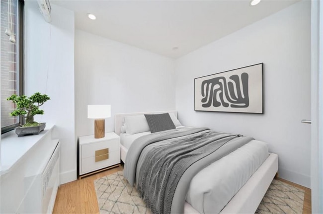 344 E 63rd St, New York, NY 10065 - photo 2