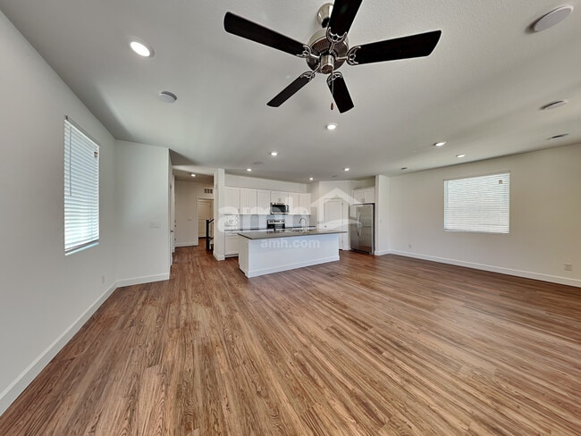 10132 W Oleta Ave, Las Vegas, NV 89178 - photo 5