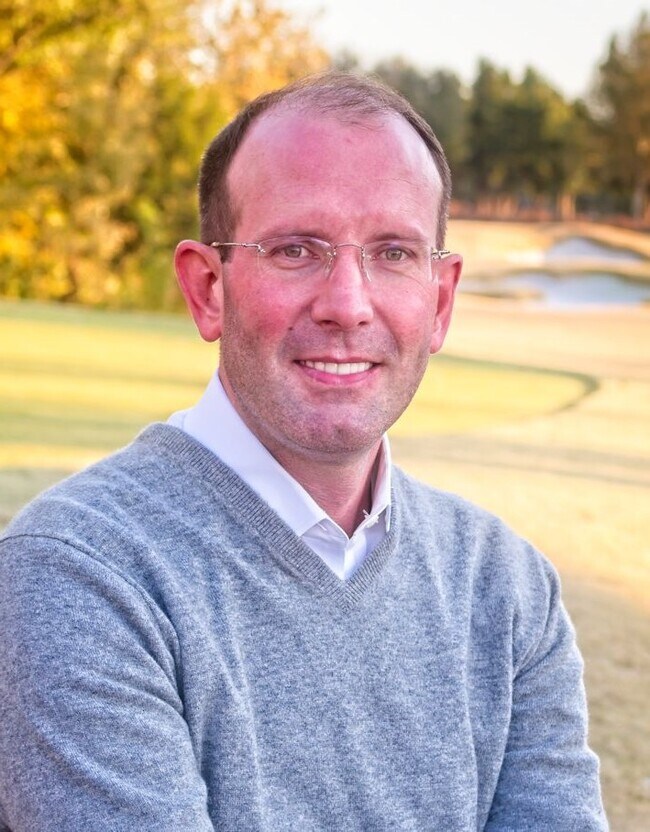 Tucker Brollier