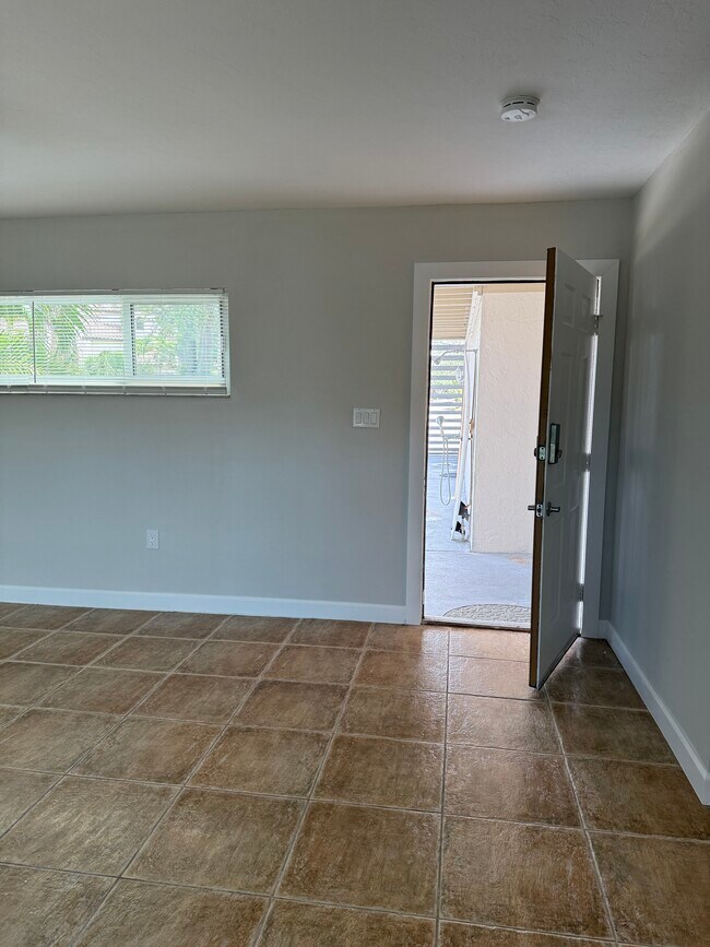 7006 Midnight Pass Rd unit 2, Sarasota, FL 34242 - photo 6