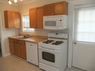 101 Dysart St Unit 1, Quincy, MA 02169