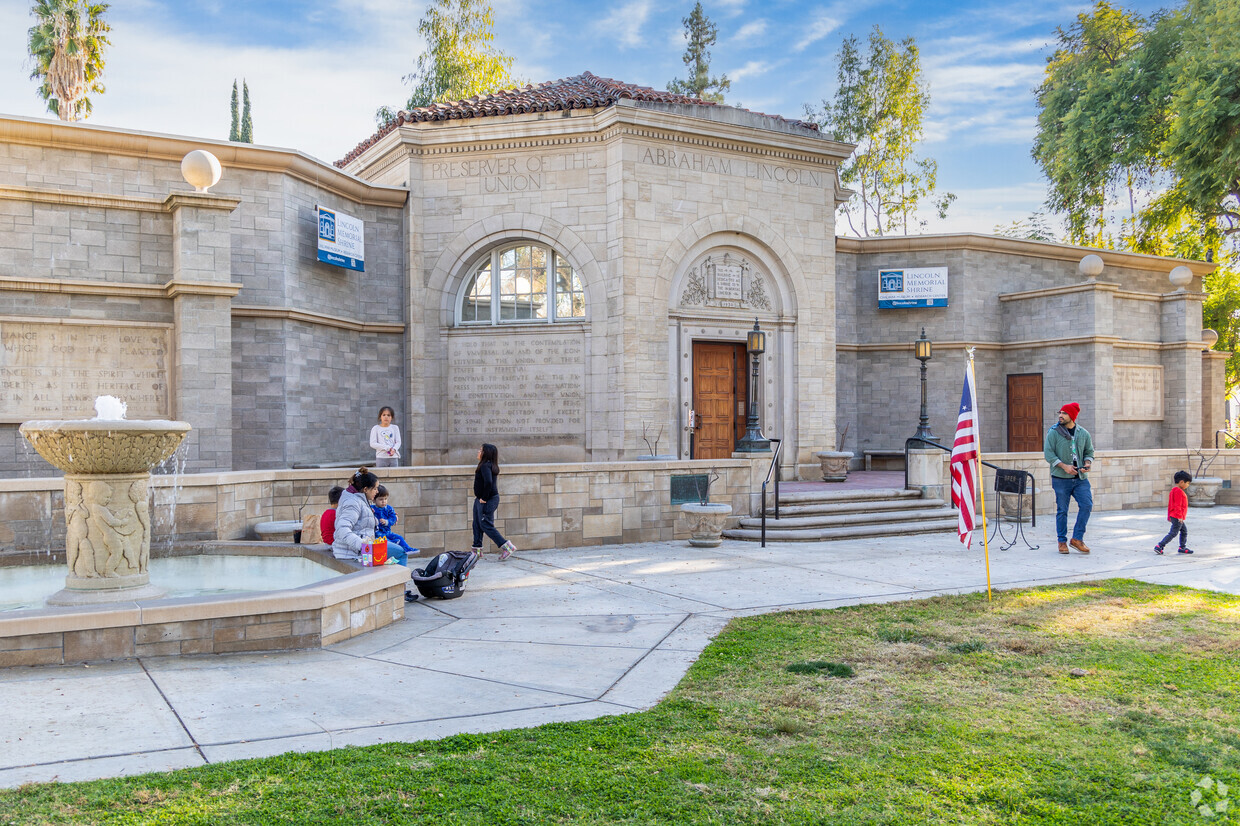 About South Redlands | Schools, Demographics, Things to Do - Homes.com