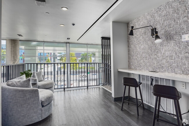 Julian, Orlando, FL 32801 - photo 7