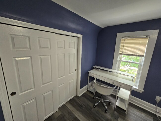 23 Wabeno St unit 3rd Floor, Dorchester, MA 02121 - photo 3