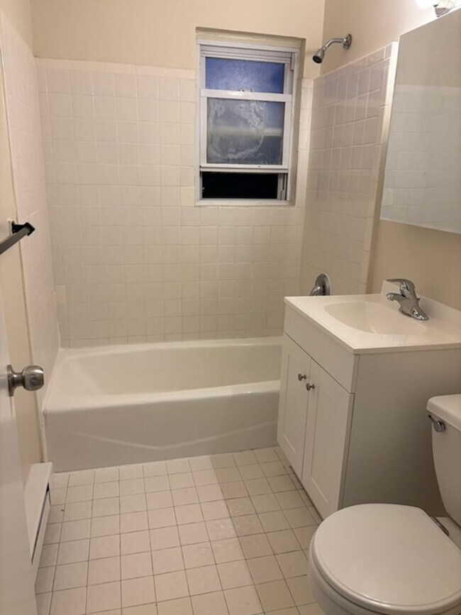 F & A Grand Assoc LLC, Palisades Park, NJ 07650 - photo 5