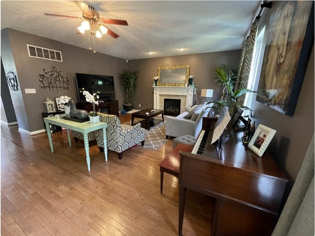 3744 Jonathan Ridge, Columbus, IN 47201 - photo 4