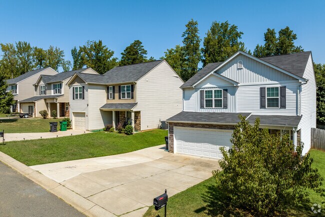 New traditional built home styles in the Idlewild South neighborhood of Charlotte.