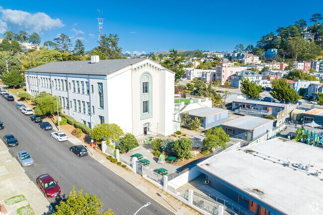 West Portal Elementary School gets and A- from Niche.com.