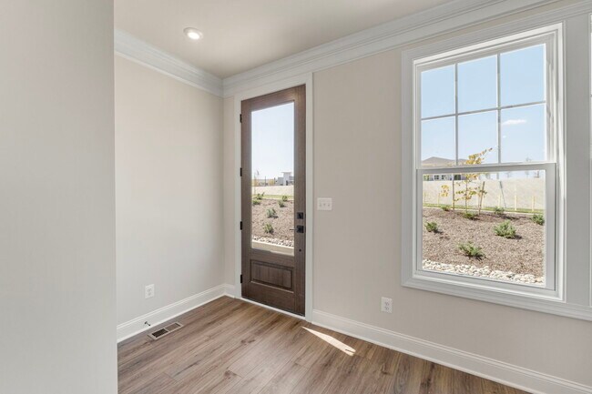 5008 Lindley Place, Charlottesville, VA 22901 - photo 4