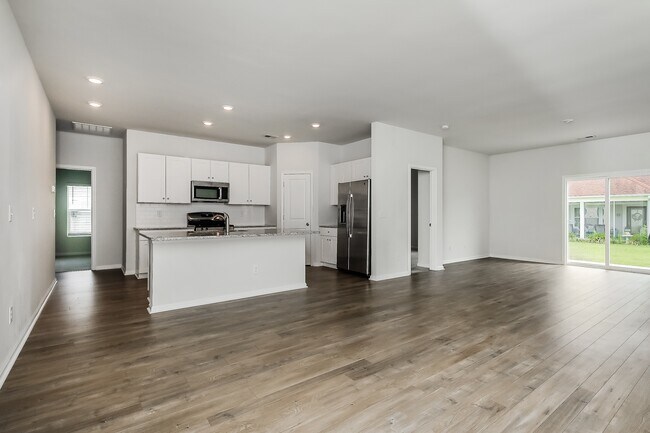 136 Reindeer Rd S, Surfside Beach, SC 29575 - photo 6