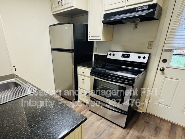 2419 Robley Dr, Lafayette, LA 70503 - photo 4