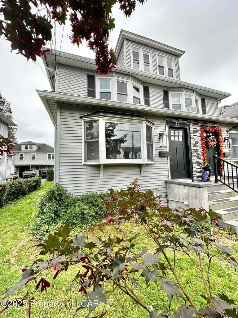 44 Shoemaker St, Kingston, PA 18704 - photo 1