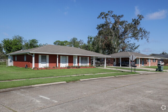 Attractive ranch homes are appealing in Elysian Park.