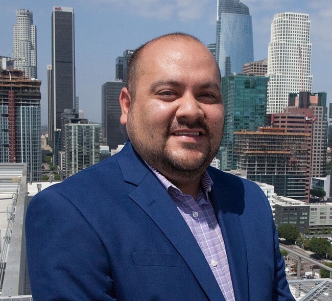 Abraham Hernandez Real Estate Agent in Los Angeles, CA