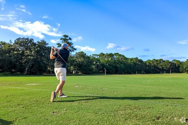 The Lawton Station neighborhood is close to 12 public golf courses in Bluffton County.