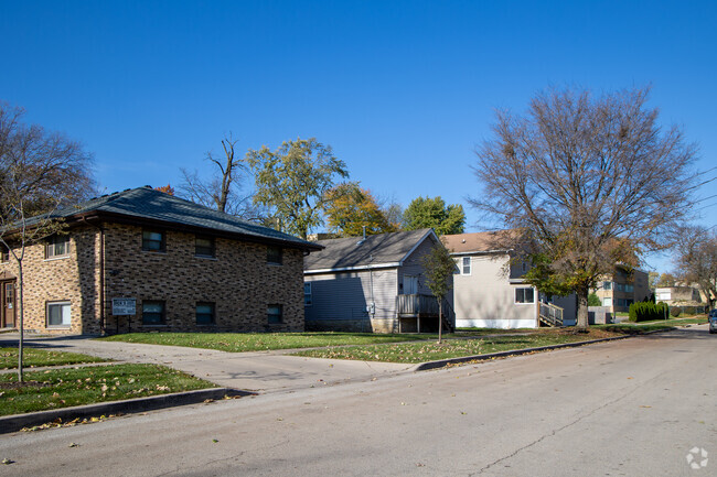 Spacious yards give Mt Zion residents privacy.