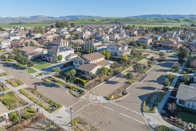Vinsanto is a beautiful suburban neighborhood surrounded by vineyards.