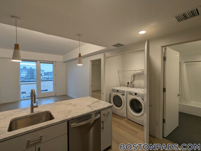 55 Brighton Ave unit 206, Allston, MA 02134 - photo 2