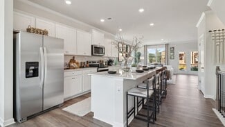 204 College Cir, Hapeville, GA 30354