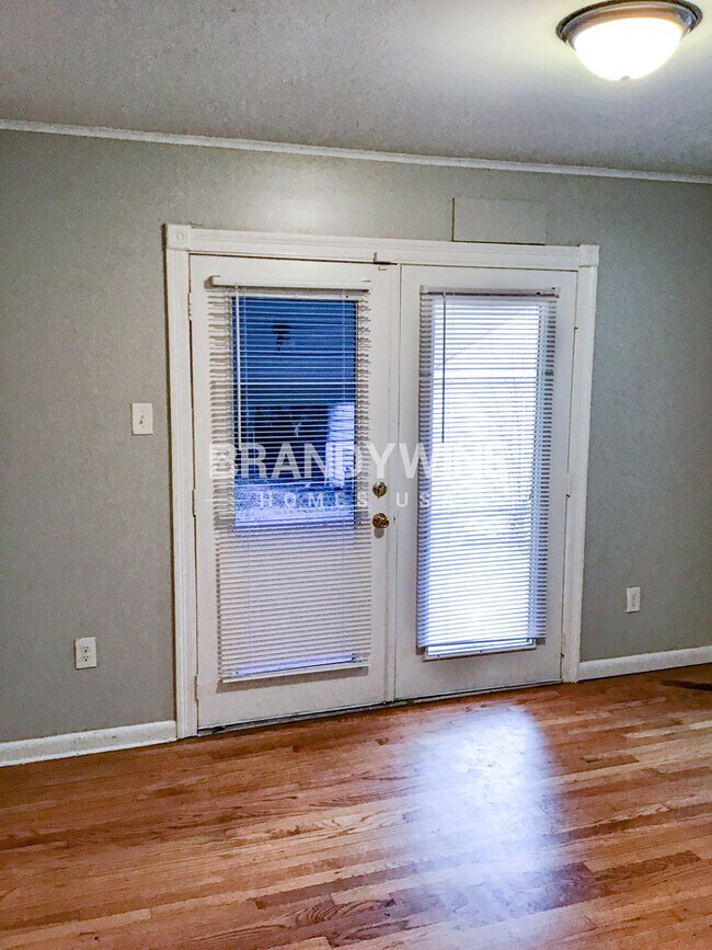 3035 Christine Rd, Memphis, TN 38118 - photo 5