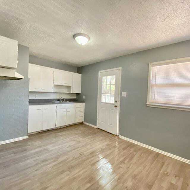 2714 E 3rd St, Lubbock, TX 79403 - photo 1