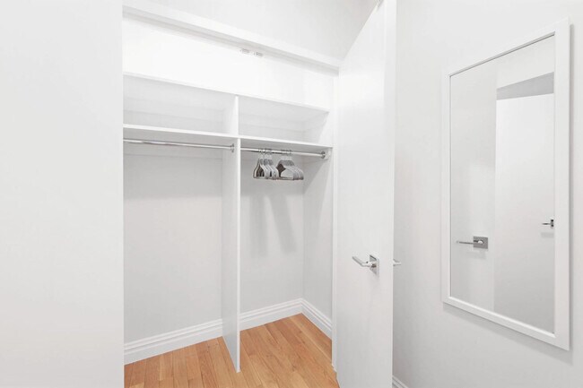 10 Downing St unit ID1356852P, New York, NY 10014 - photo 7