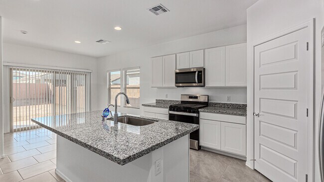 14115 E Canidae Dr, Vail, AZ 85641 - photo 6