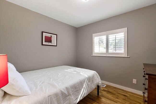 3296 S Grape St unit ID1013118P, Denver, CO 80222 - photo 6