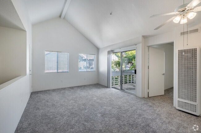 Seasons at Redondo Beach, Redondo Beach, CA 90277 - photo 7