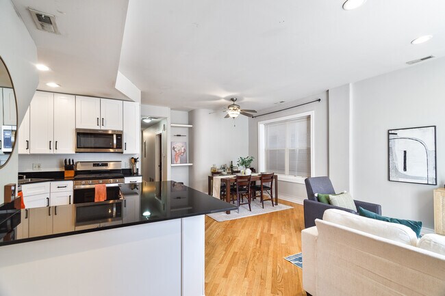 3047 N Clybourn Ave unit 1, Chicago, IL 60618 - photo 5
