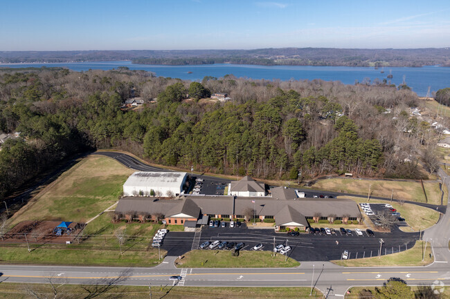 Cherokee Elementary School is a public primary school in Guntersville Alabama.