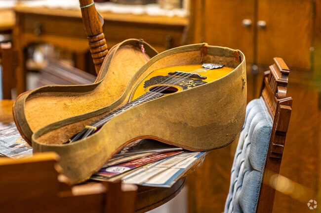 Sidewalks in historic downtown Belton are lined with local retailers for residents to explore.