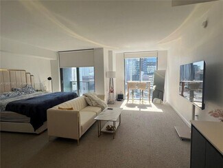 31 SE 6th St, Miami, FL 33131