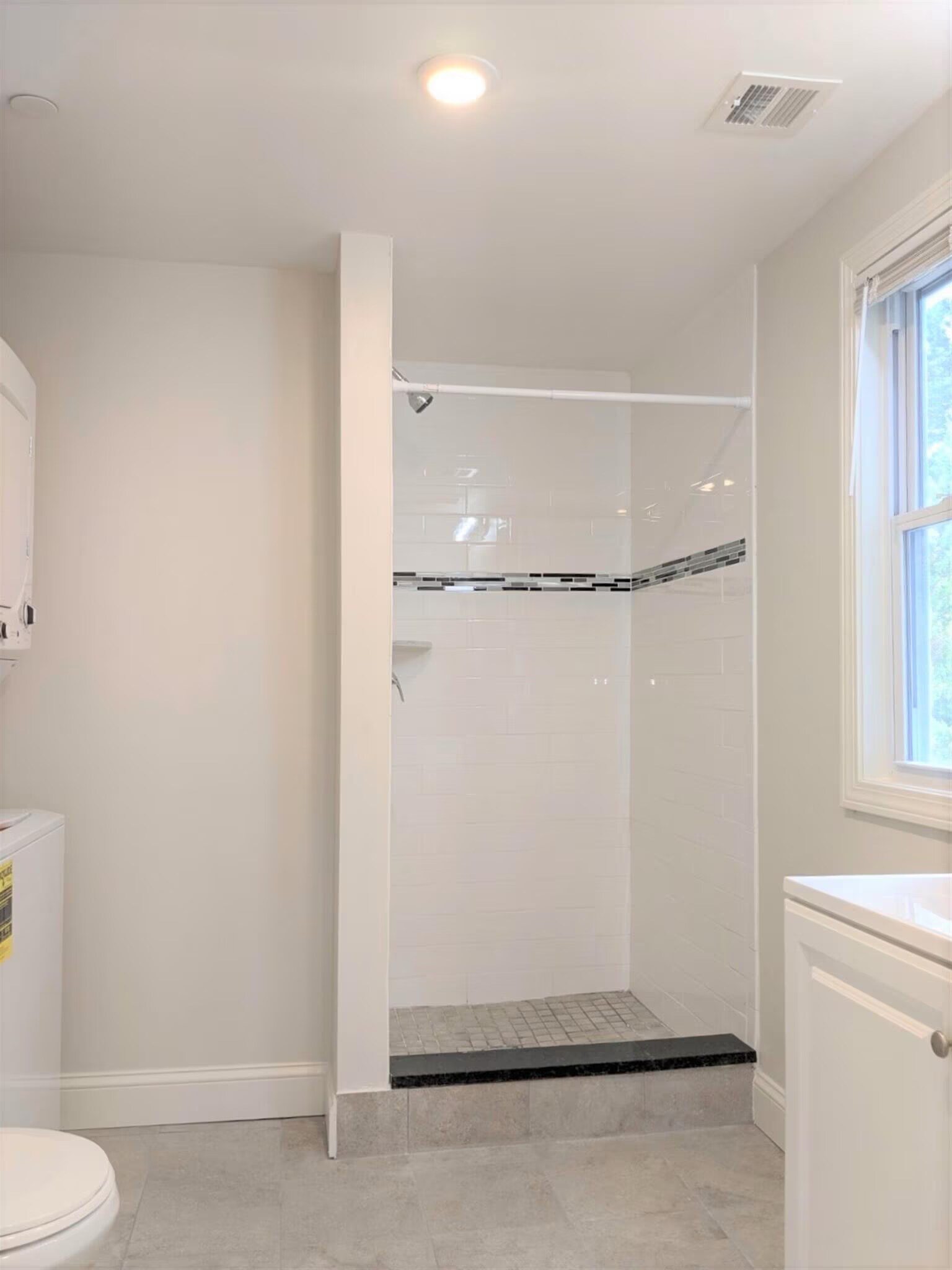 44 Cogswell Ave unit 2, Cambridge, MA 02140 - photo 1