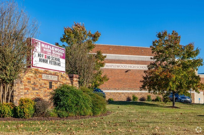 Maplewood Comprehensive High School, Rankings & Reviews - Homes.com