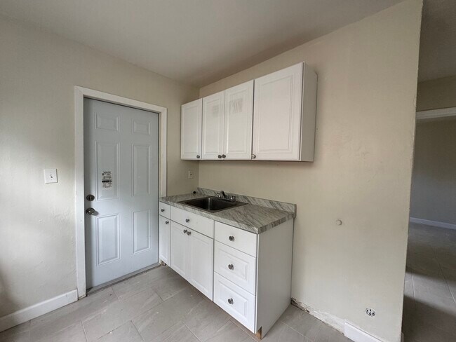 1838 NW 1st Place unit 2, Miami, FL 33136 - photo 6