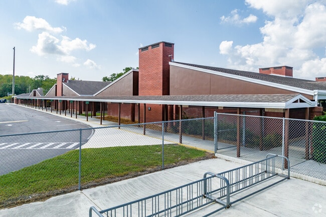 Deer Park Elementary is ranked among the top 30% of public schools in Florida.
