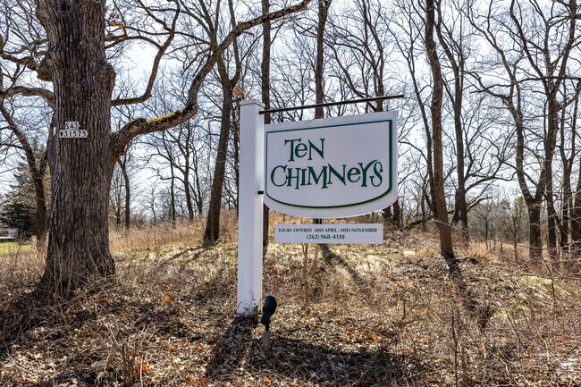 Ten Chimneys in Genesee Township was the summer home of Broadway actors Lynn Fontanne and Alfred Lunt, and a social center for American theater.