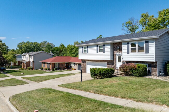 The sidewalks of Windsor Village make the community more walkable and safe.