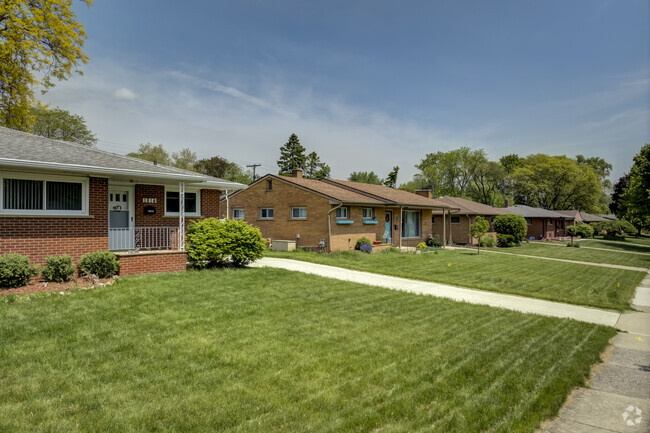 Most of the brick Ranch homes in Vernon Downs were built between the 50s and 60s.