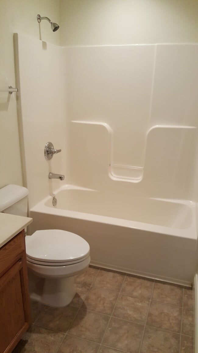 1211 Grants Dr unit 1107, Morgantown, WV 26505 - photo 6