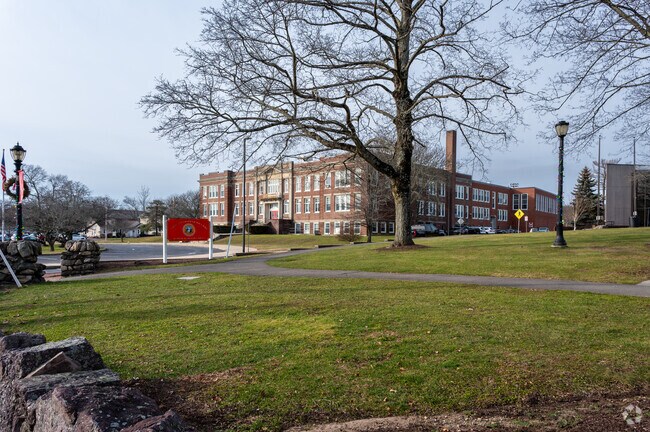 North Attleboro's Community School: Fostering learning, unity, and growth.