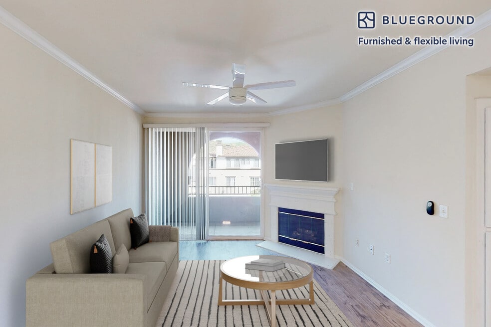 1579 E Jefferson Way unit FL3-ID10801A, Simi Valley, CA 93065 - photo 1