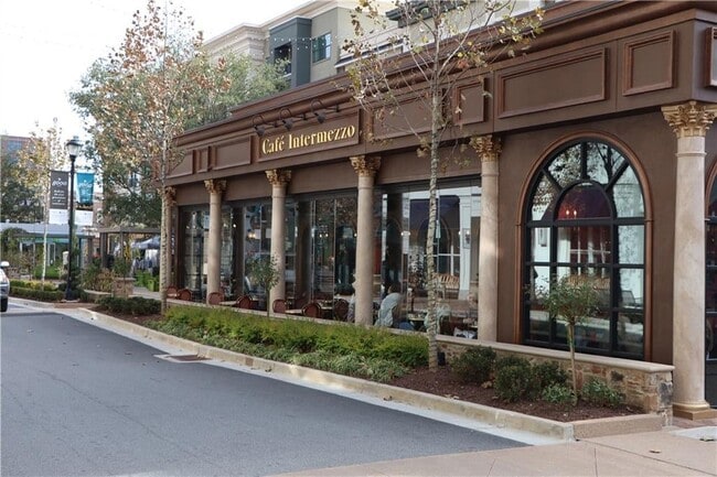 2210 Park Walke Dr, Alpharetta, GA 30009 - photo 5